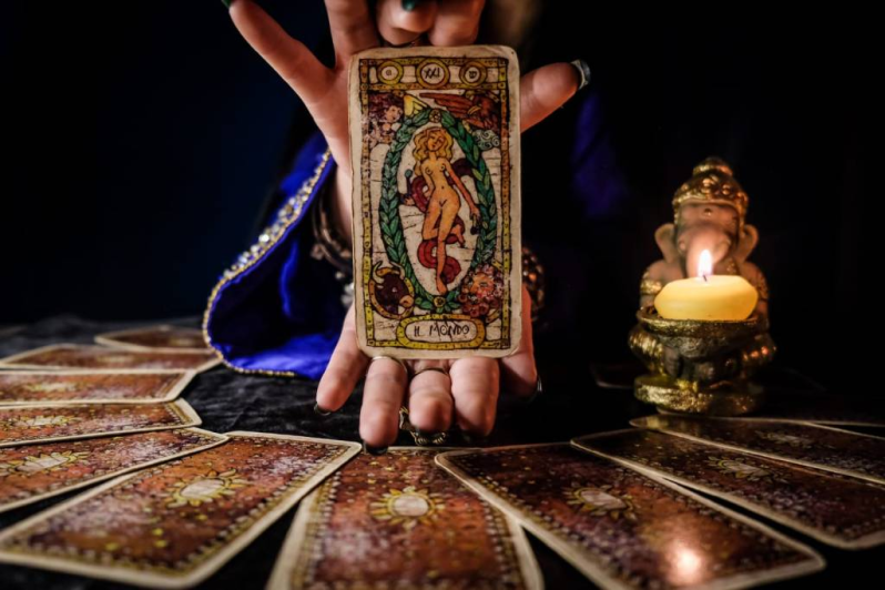 Prima domanda gratuita con tarocchi o sibille