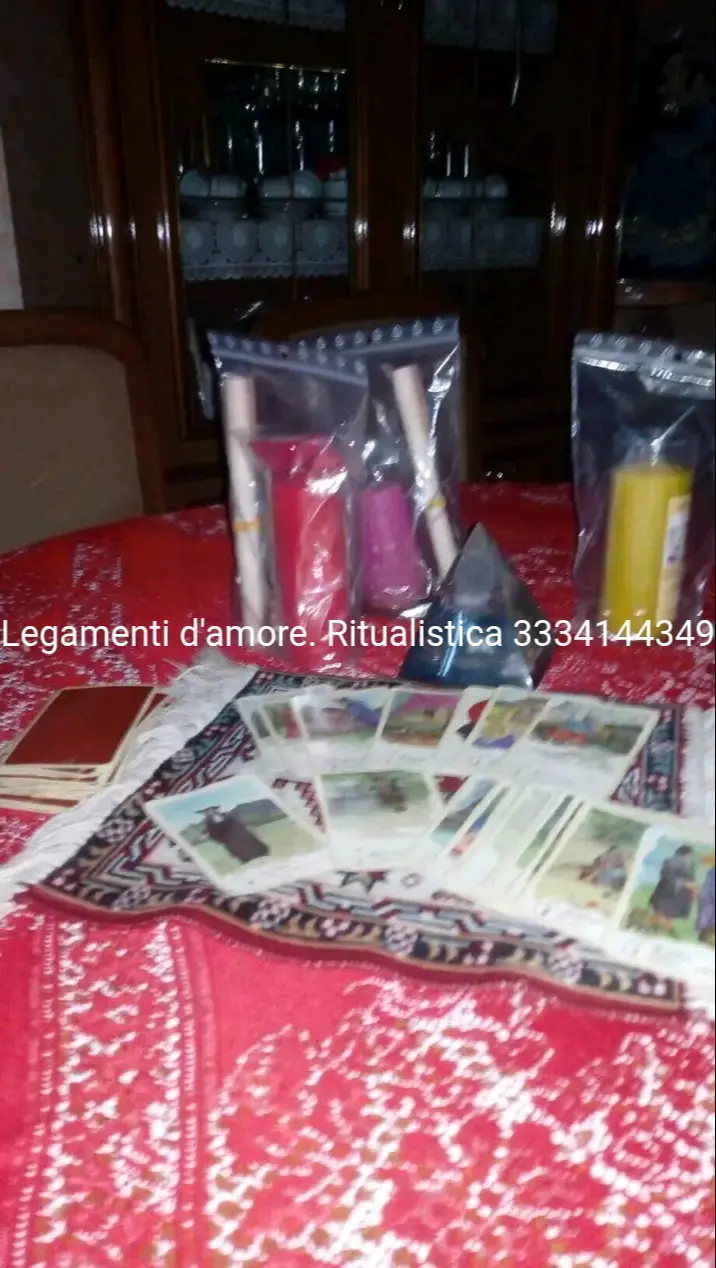 Roberta offre una domanda gratis ritualista