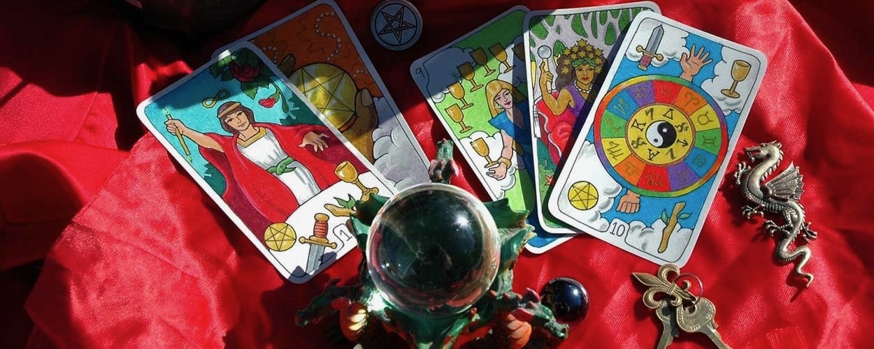 Tarocchi di clara: risposte chiare dal tuo destino