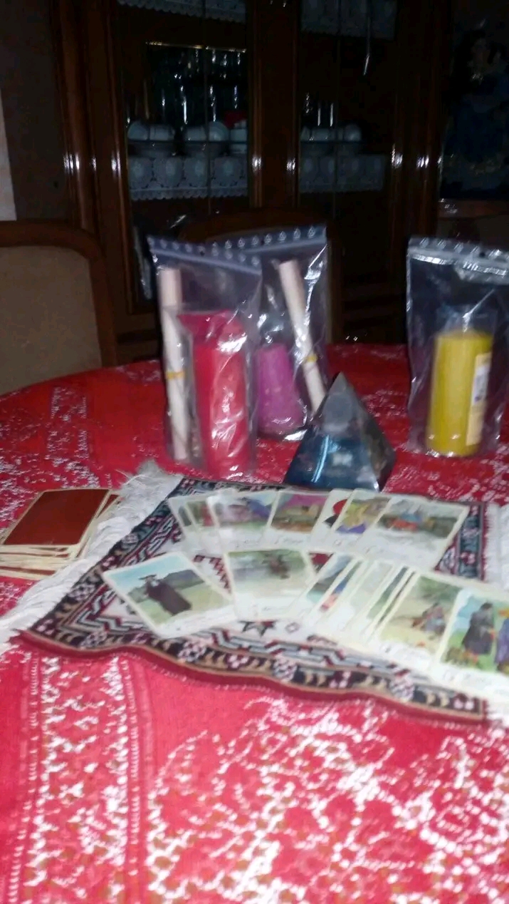 Roberta offre una domanda gratis ritualista