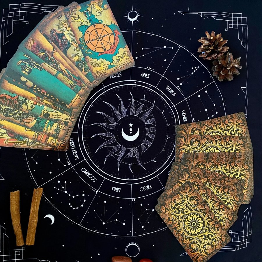 Cartomante ritualista. Primo consulto 2 € 10 minuti
