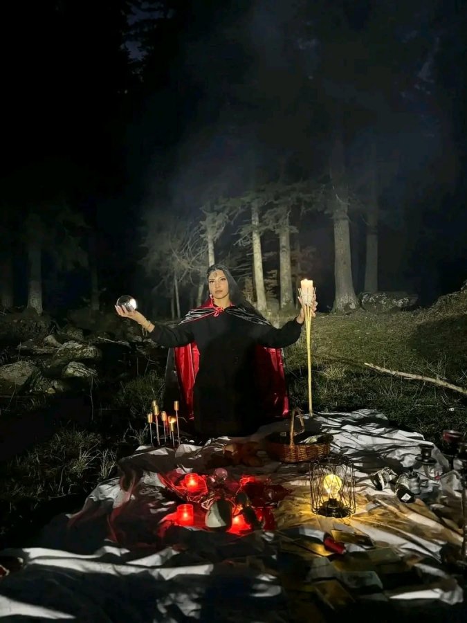 Strega rumena 3482507988